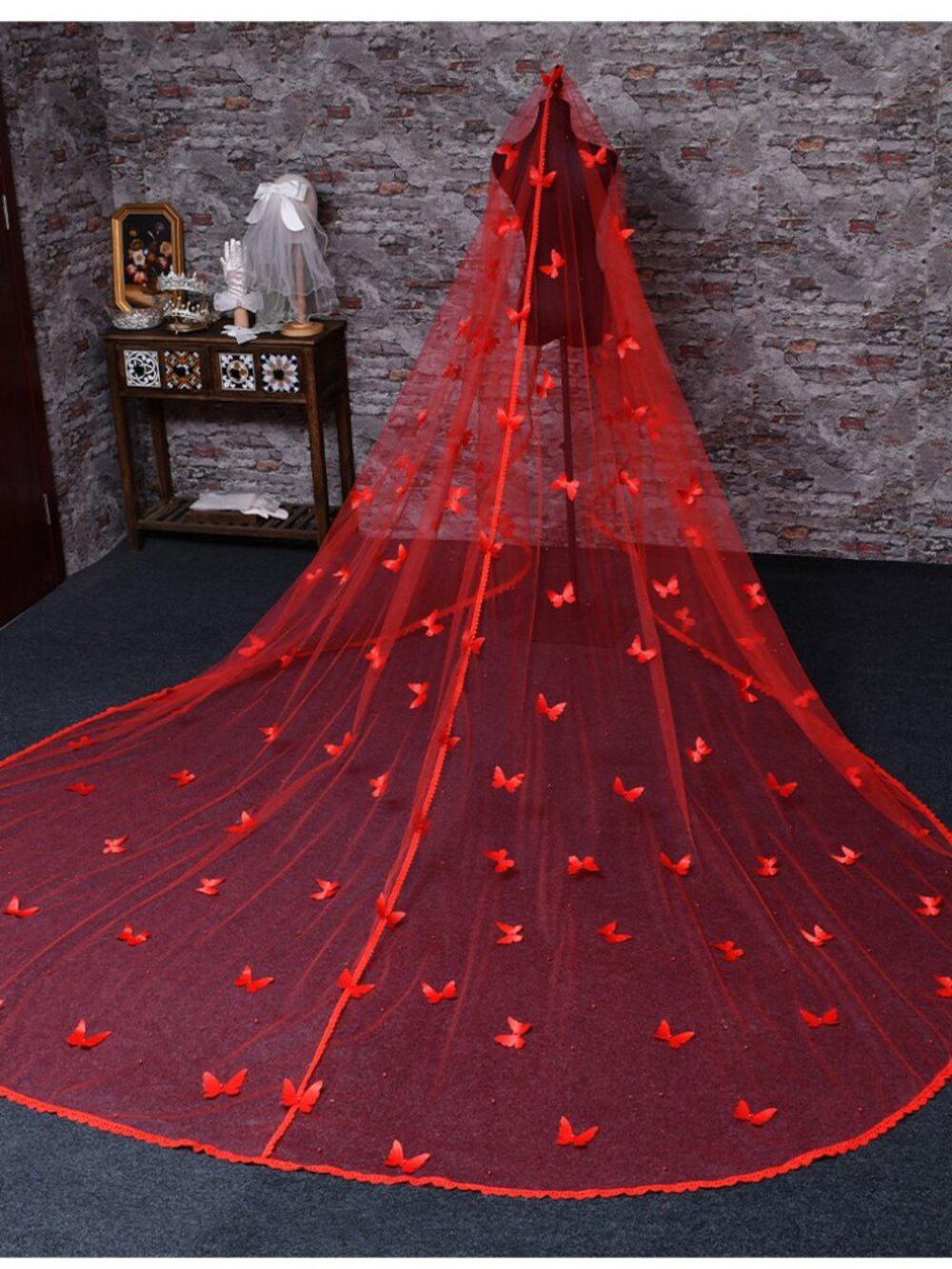3.5M Red Butterfly Applique Royal Cathedral Bridal Veil